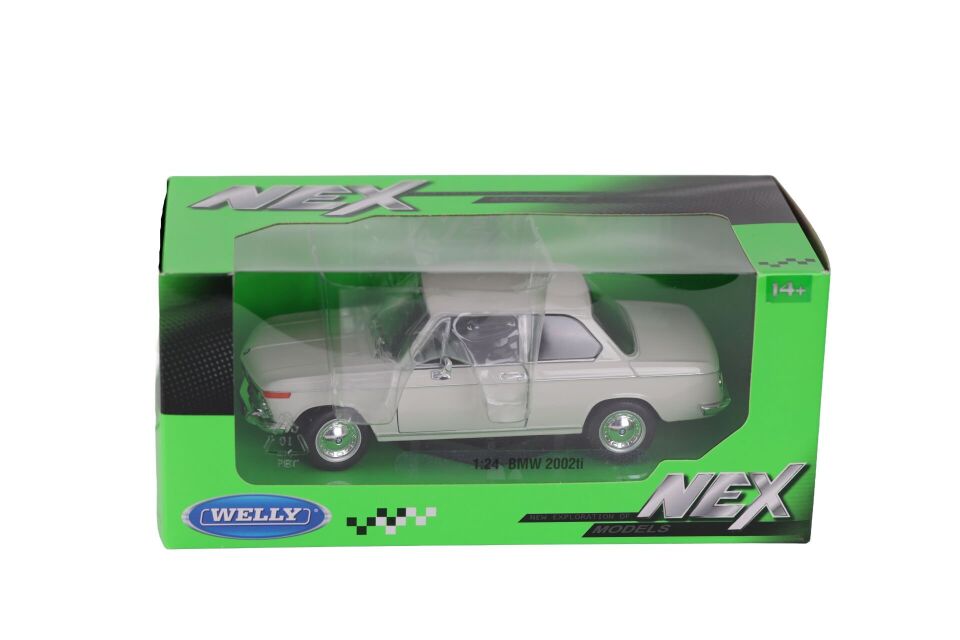 24053 WELLY DIECAST BMW 2002 TI 12