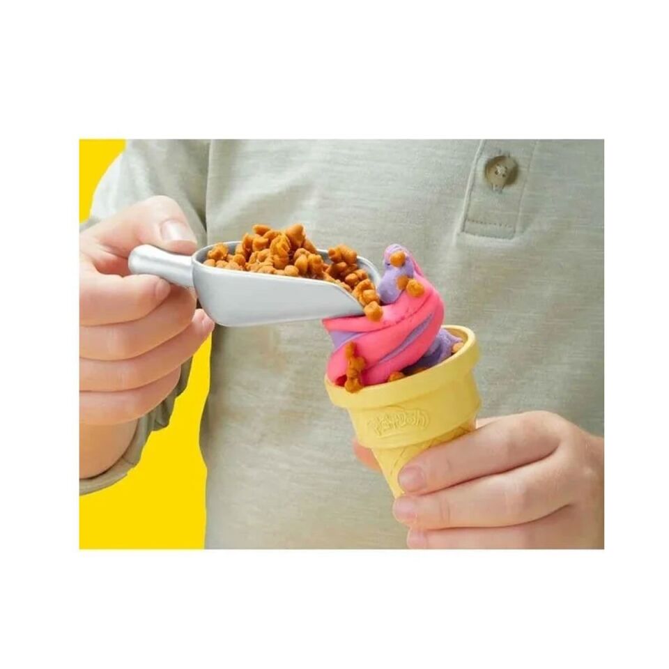 Play-Doh Gökkuşağı Girdaplı Dondurma Oyun Seti G0028
