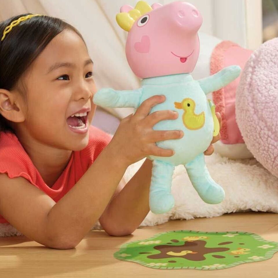 Peppa Pig Oinks & Snuggles Evie G1637