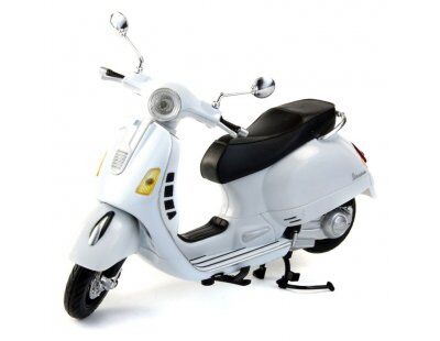 1:12 Vespa GTS 300 Super