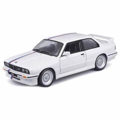 21100 Burago 1:24 BMW M3 1988 Model Araba