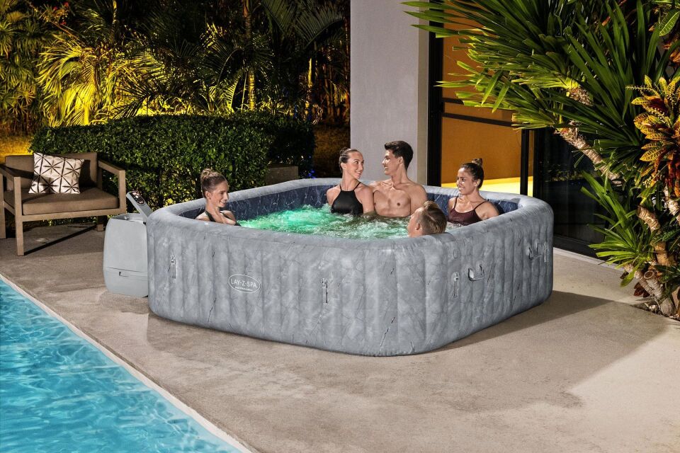 Lay-Z-Spa® 6001Q San Francisco Smart HydroJet Pro™ Enerji Tasarruflu Şişme Spa Havuzu, Mobil Uygulama Kontrollü, 5-7 kişilik