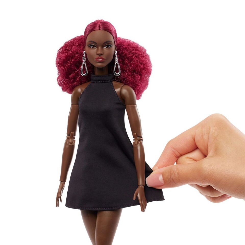 Barbie Basics İkonik Model 03 Koleksiyon Bebeği JBH75