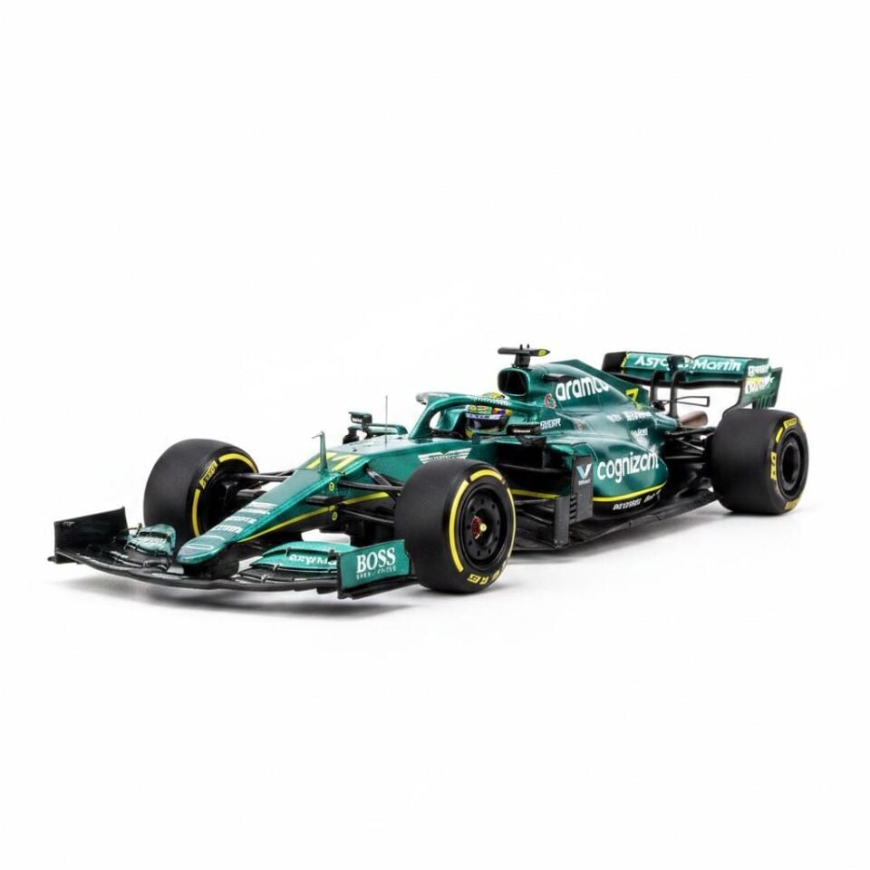 RW5124 1:24 ASTON MARTİN F1 ÇEK BIR.ARABA LİSANSLI METAL MODEL ARABA