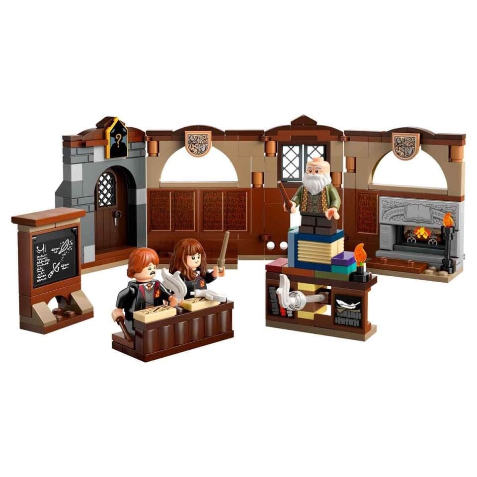 76442 Lego Harry Potter - Hogwarts Şatosu: Tılsım Dersi 204 parça +8 yaş